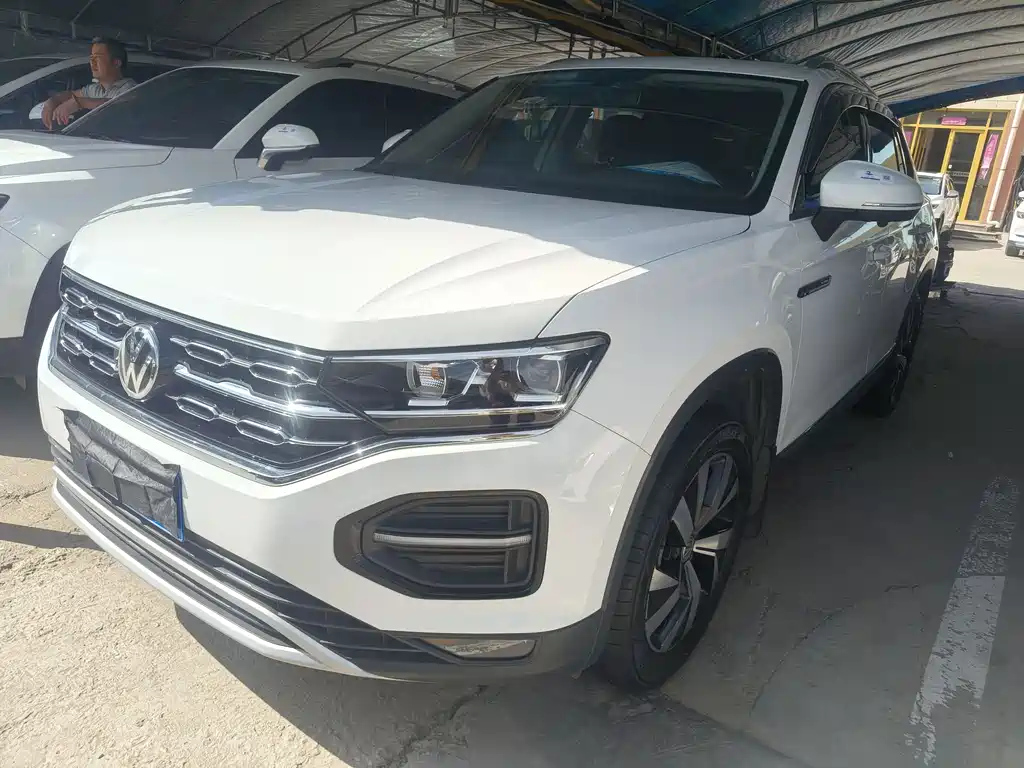 VOLKSWAGEN TAYRON 2022