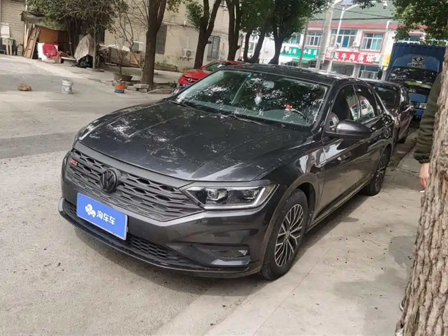 VOLKSWAGEN SAGITAR 2020