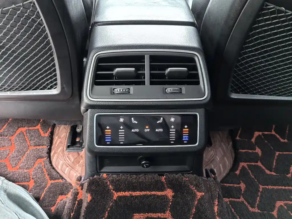 AUDI A6L 2019