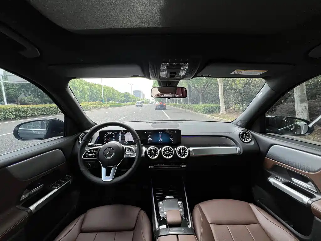 MERCEDES BENZ GLB 2022