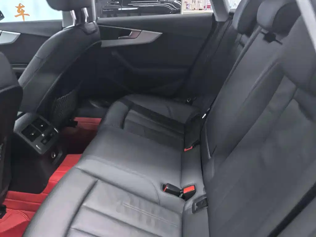 AUDI A5 2021
