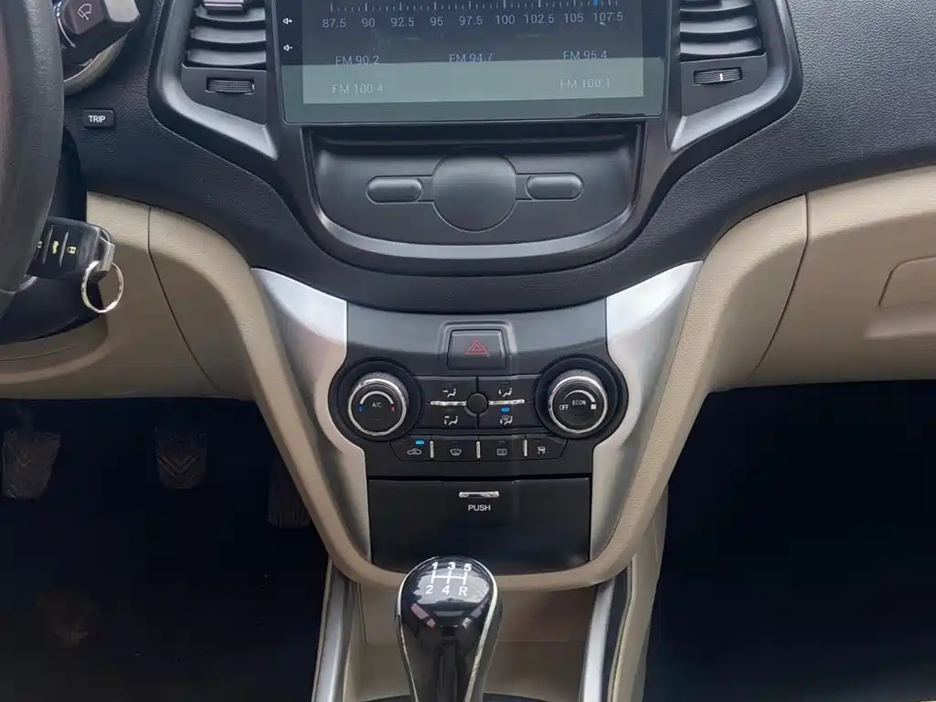 CHANGAN EADO 2014