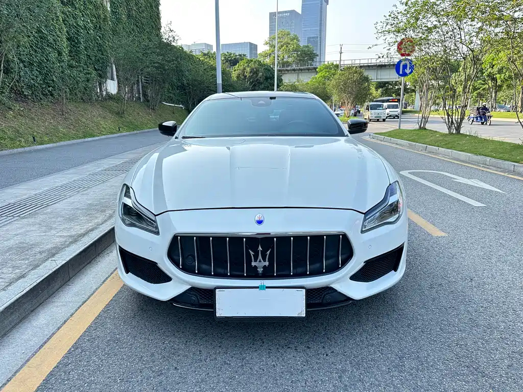 MASERATI PRESIDENT 2018