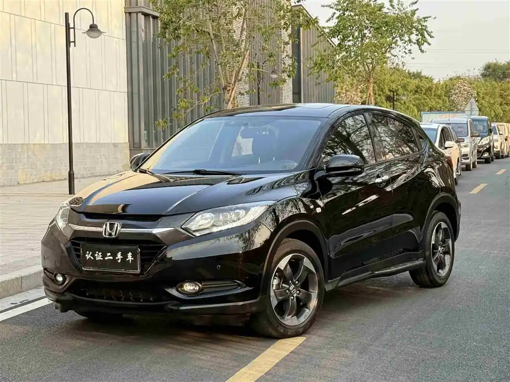 HONDA VEZEL 2017