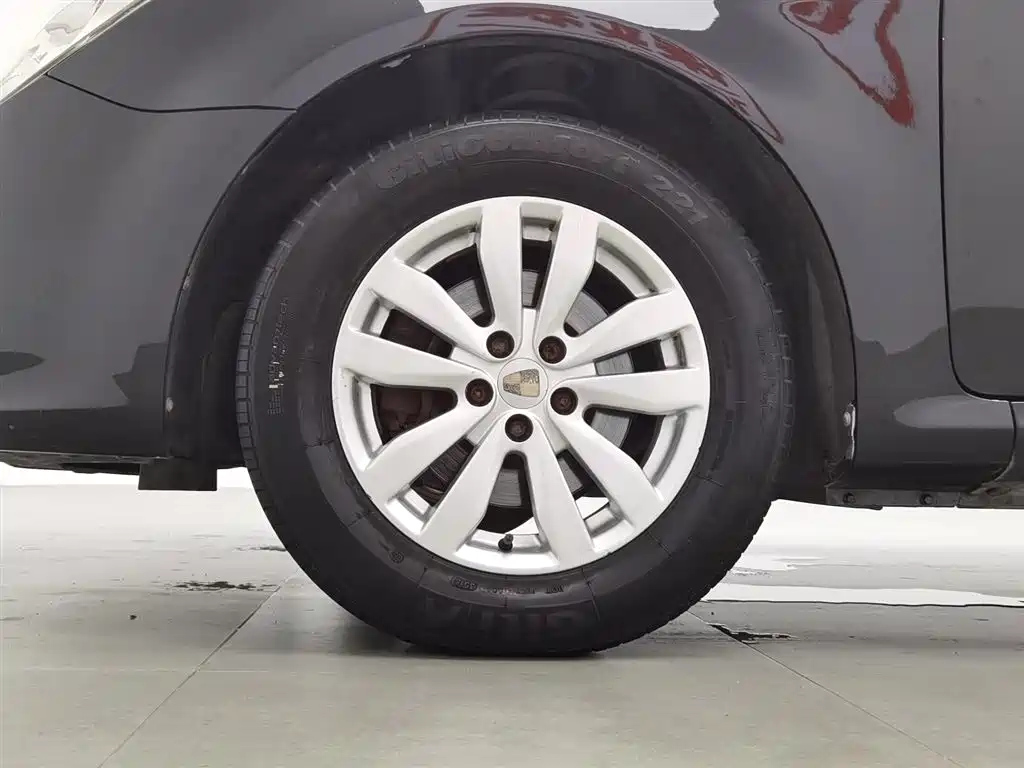 ROEWE 350 2015