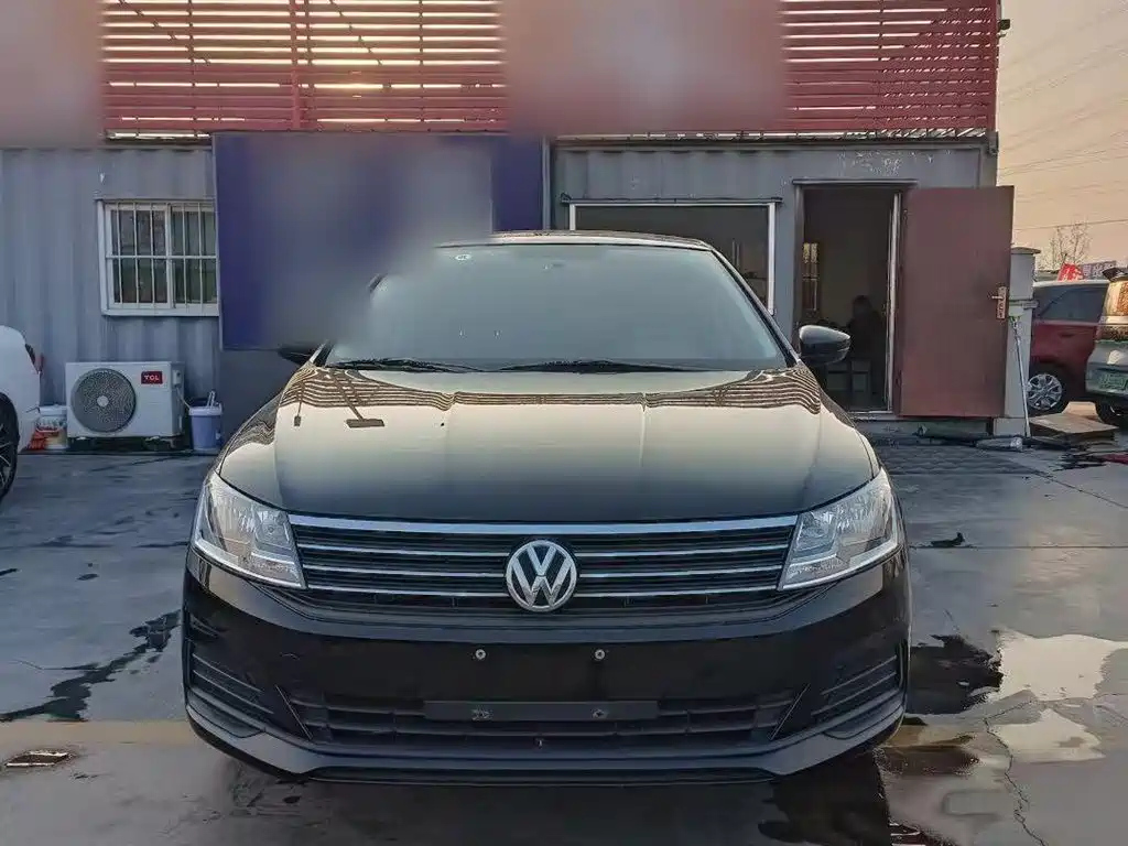 VOLKSWAGEN LAVIDA 2019