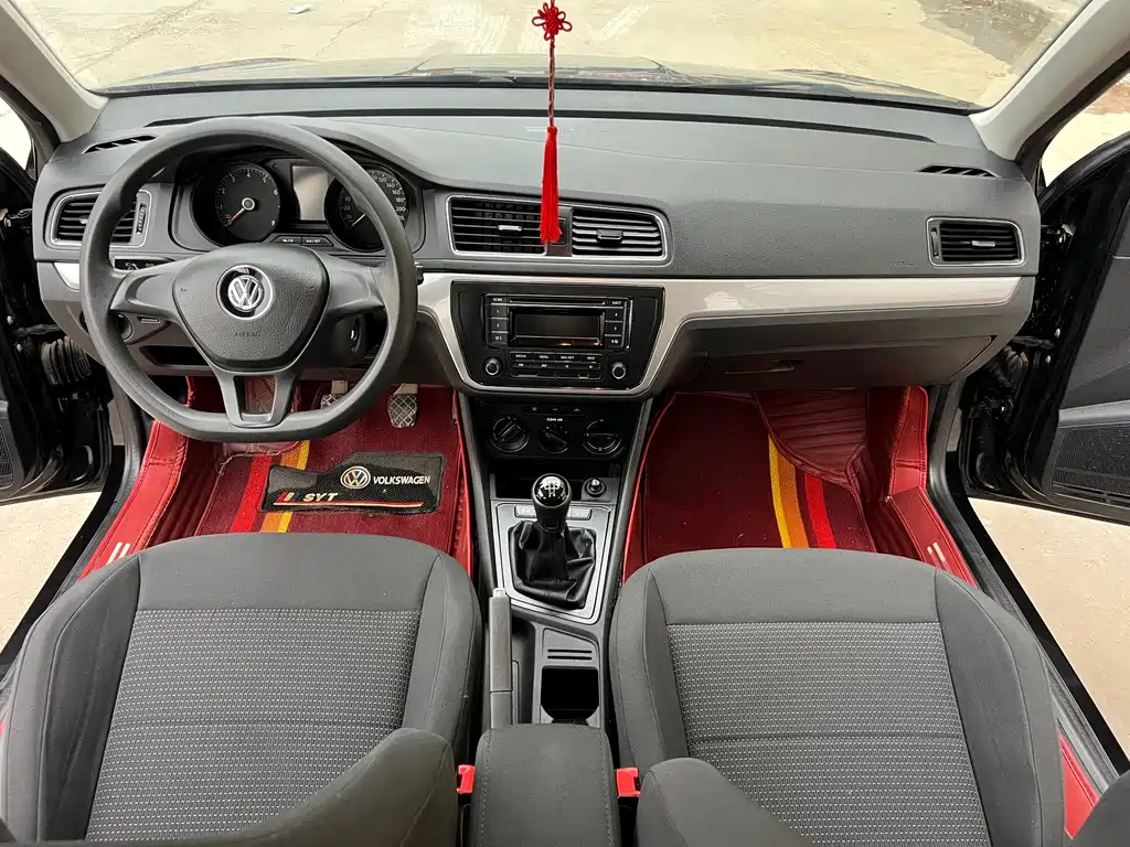 VOLKSWAGEN LAVIDA 2017