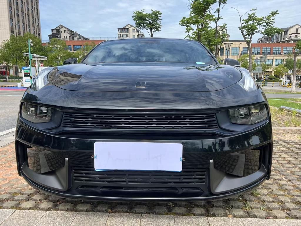 LYNK&CO 03 2018
