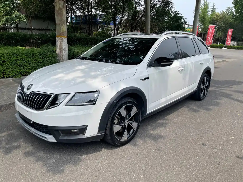 SKODA OCTAVIA 2018