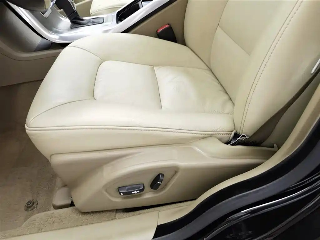 VOLVO S80L 2014