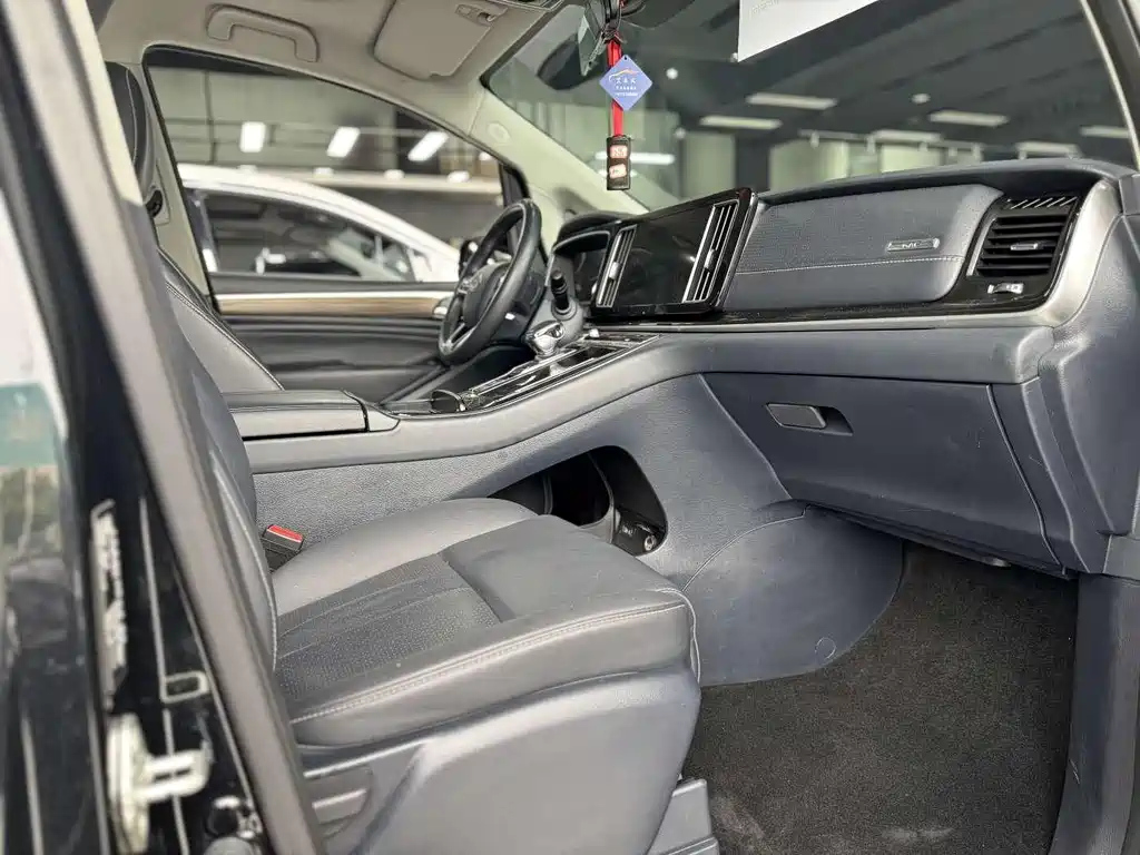 TRUMPCHI M8 2021