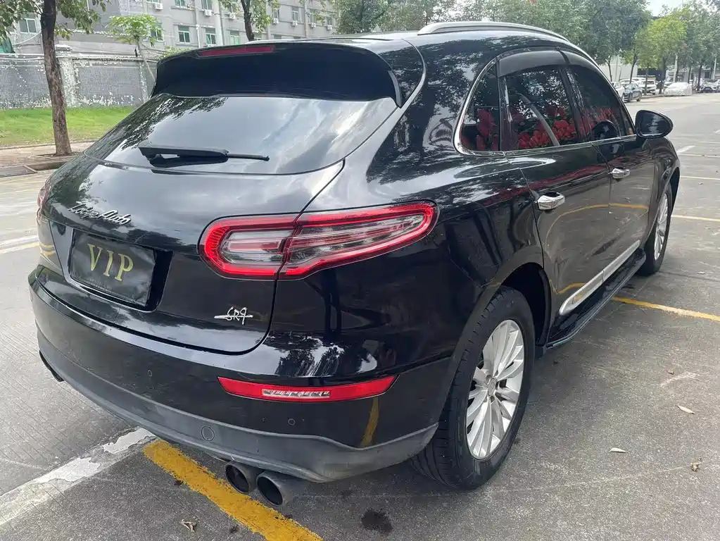 ZOTYE SR9 2017