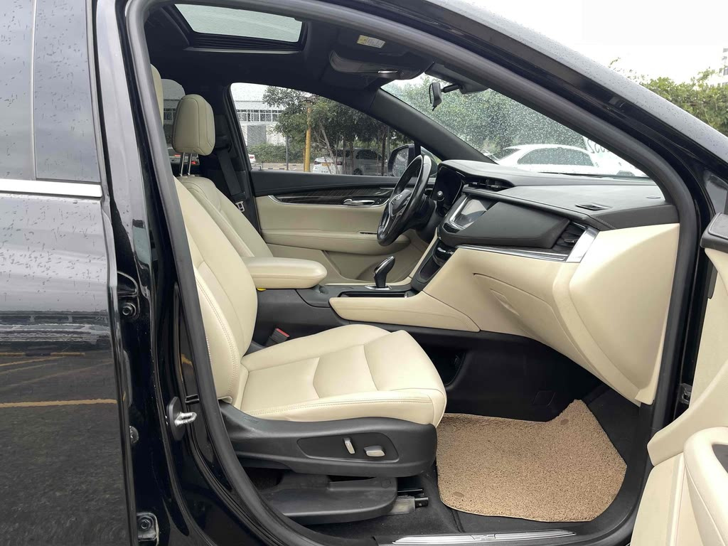 CADILLAC XT5 2016