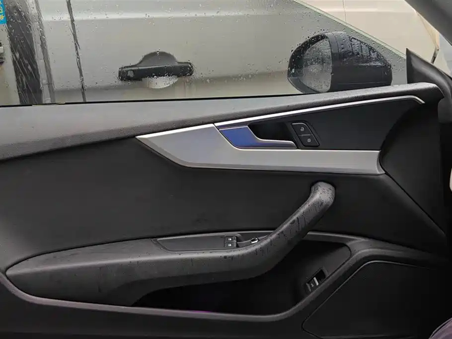 AUDI A5 2017