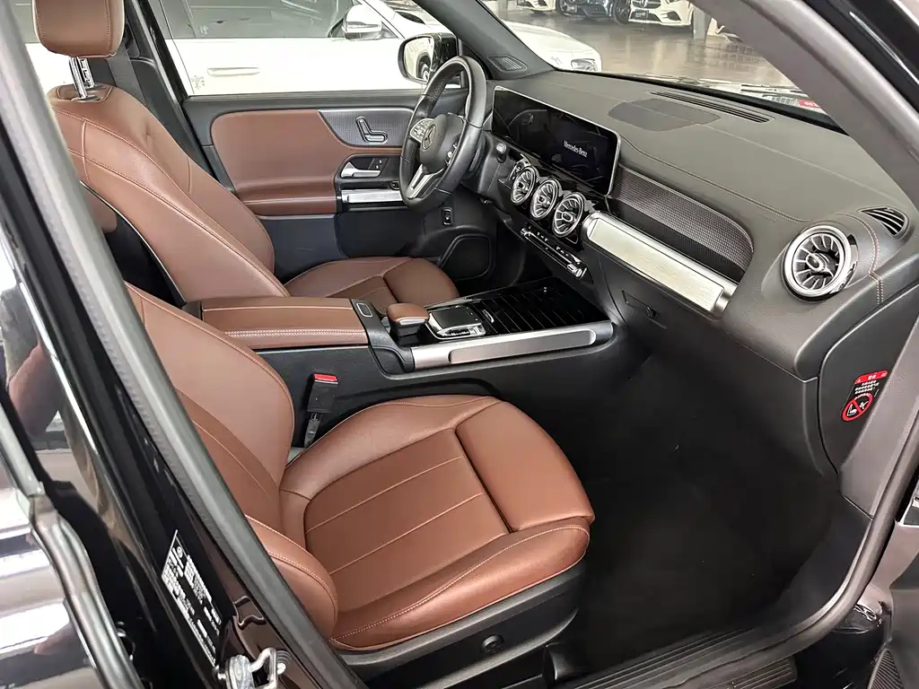 MERCEDES BENZ GLB 2020