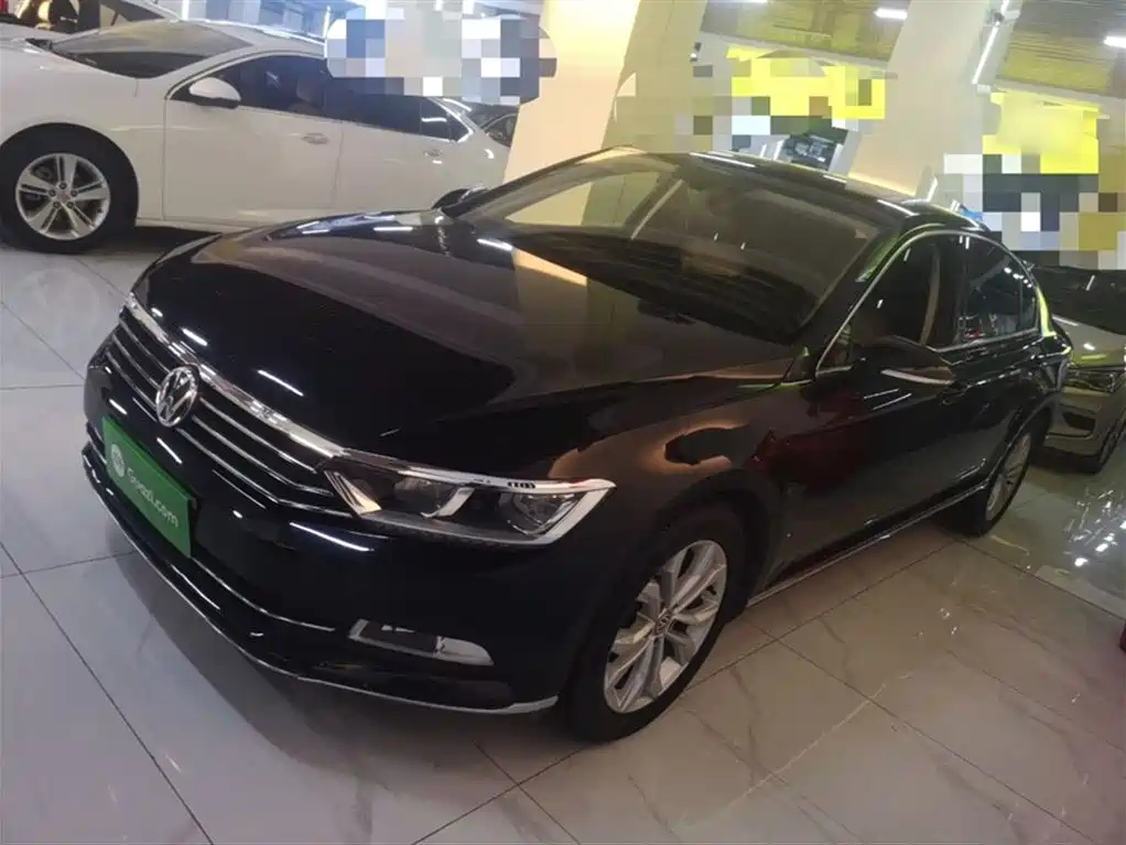 VOLKSWAGEN MAGOTAN 2019