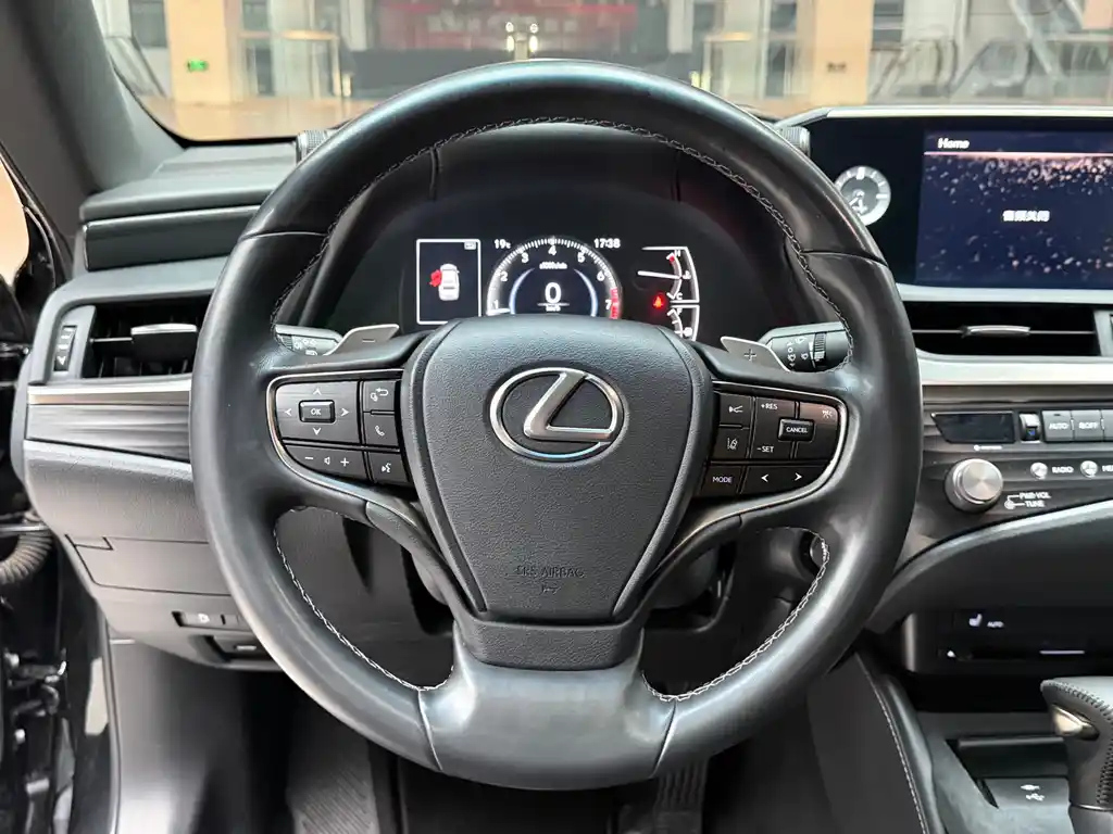 LEXUS ES 2021
