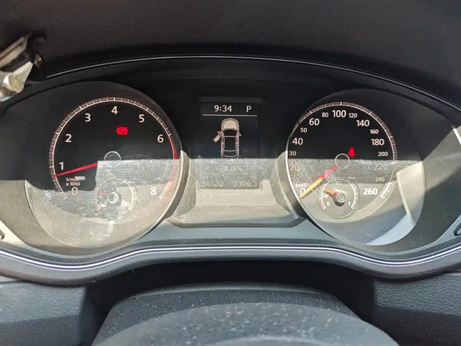 VOLKSWAGEN PASSAT 2016