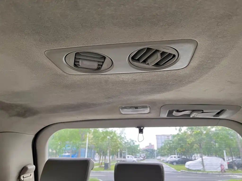BYD M6 2015
