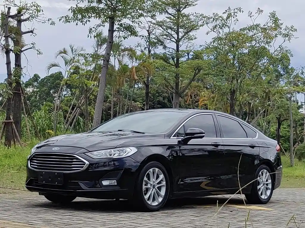 FORD MONDEO 2020