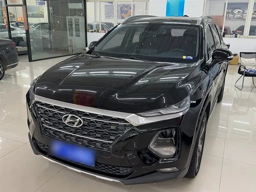 HYUNDAI SANTAFE 2019