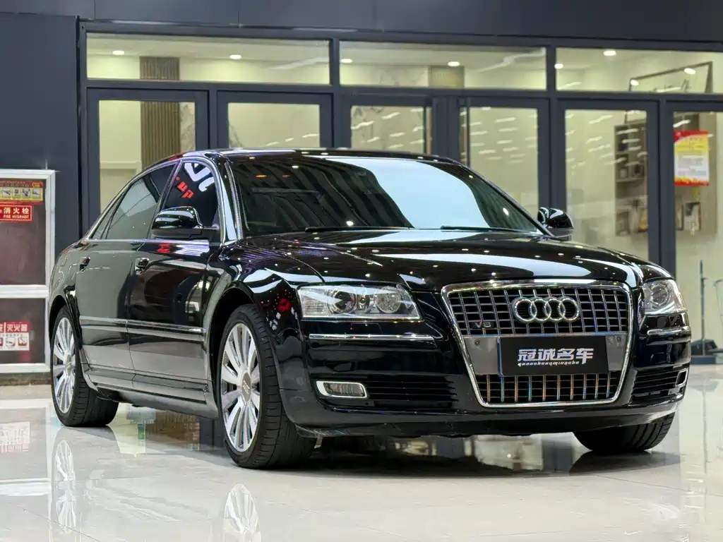 AUDI A8 2010