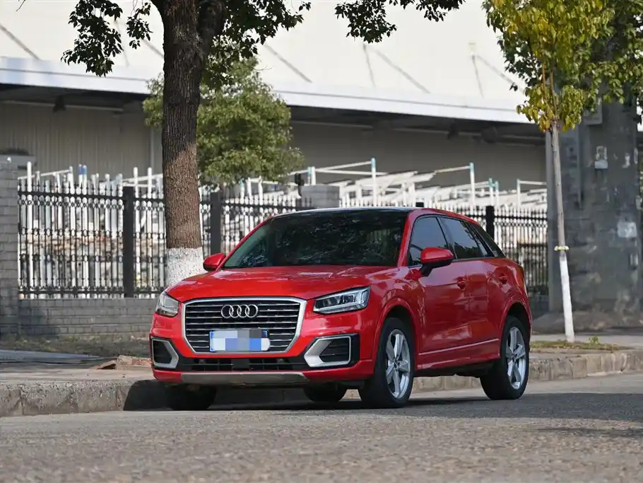 AUDI Q2L 2021
