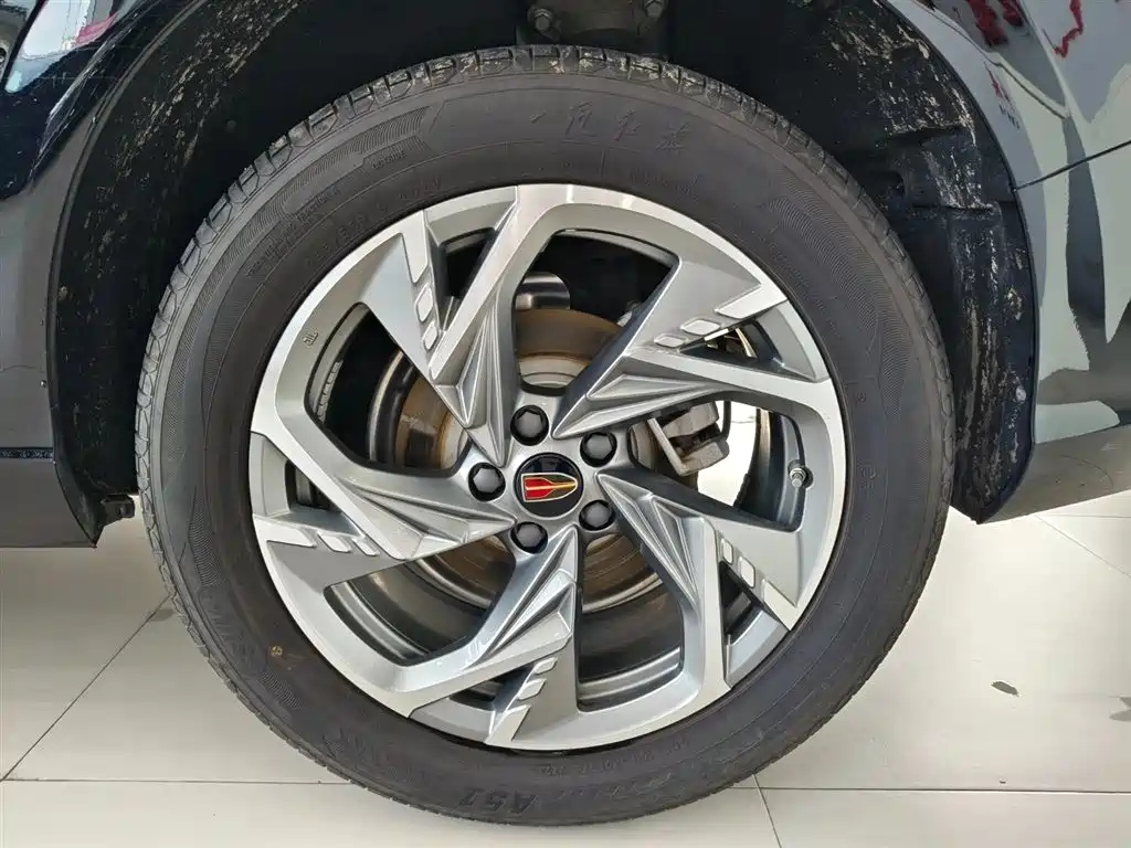 HONGQI HS3 2024