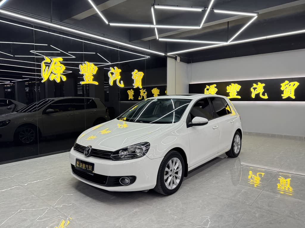 VOLKSWAGEN GOLF 2011