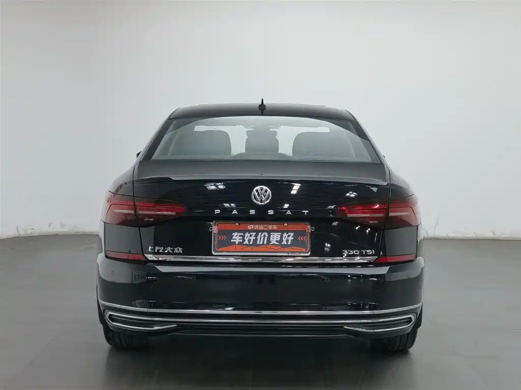 VOLKSWAGEN PASSAT 2019