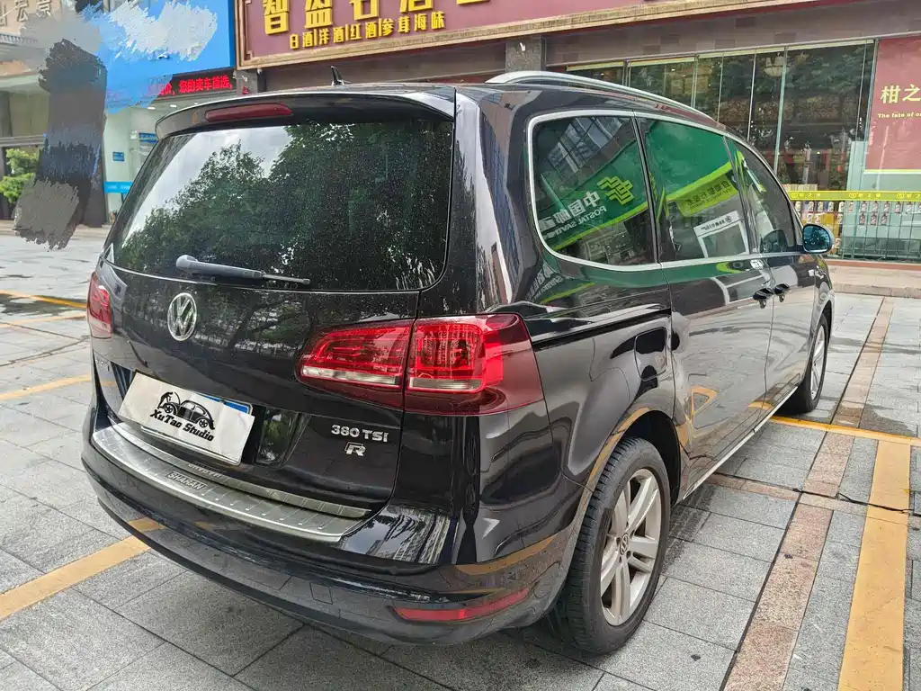 VOLKSWAGEN SHARAN 2017