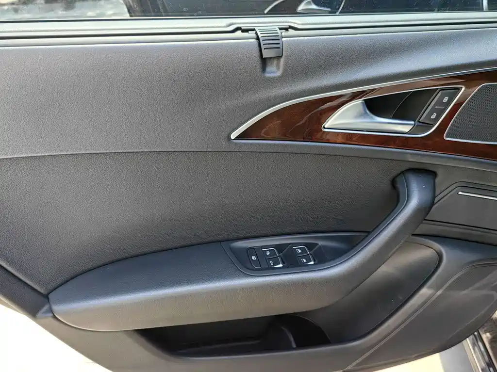 AUDI A6L 2017