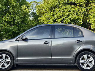 VOLKSWAGEN POLO  2011 YEAR  1.6L AUTOMATIC  EDITI 2011