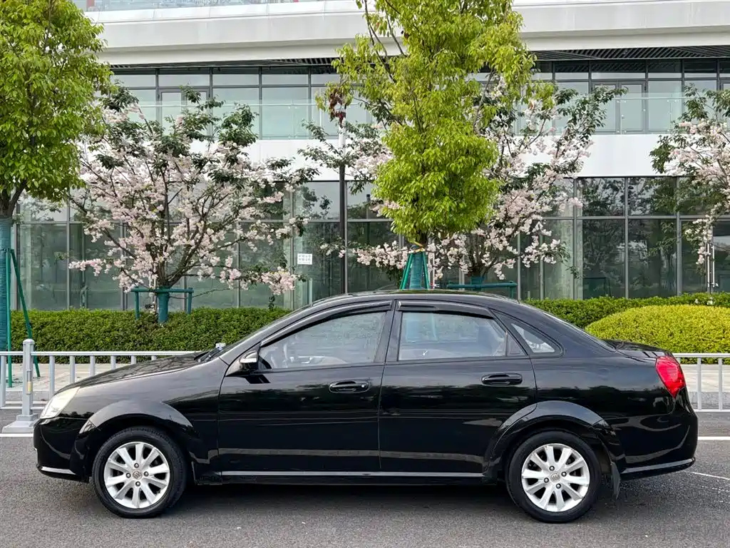 BUICK EXCELLE 2012