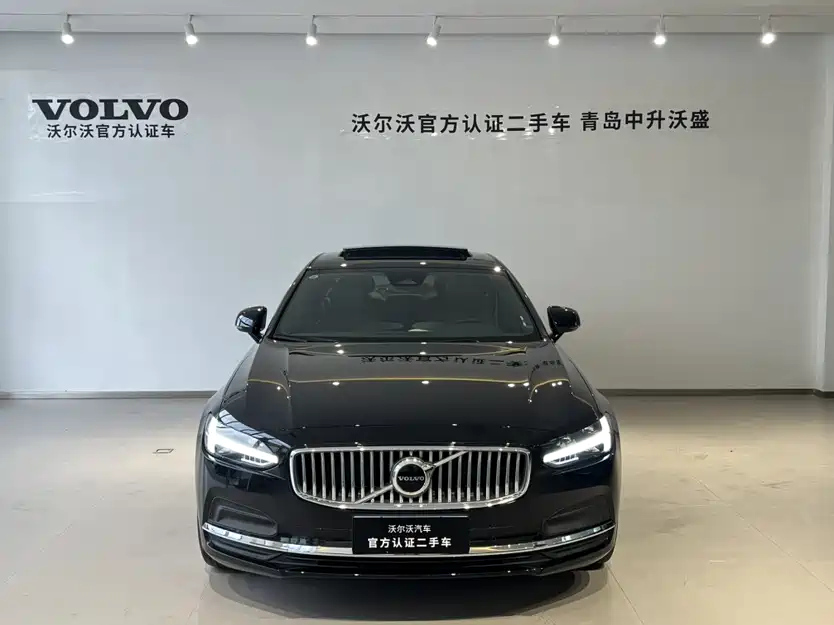 VOLVO S90 2024