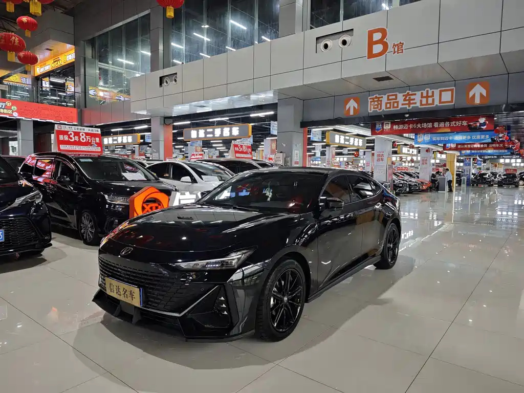 CHANGAN UNI-V 2023