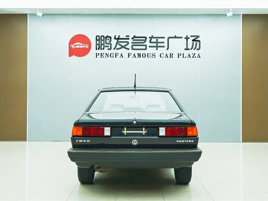 VOLKSWAGEN SANTANA CLASSIC 2012