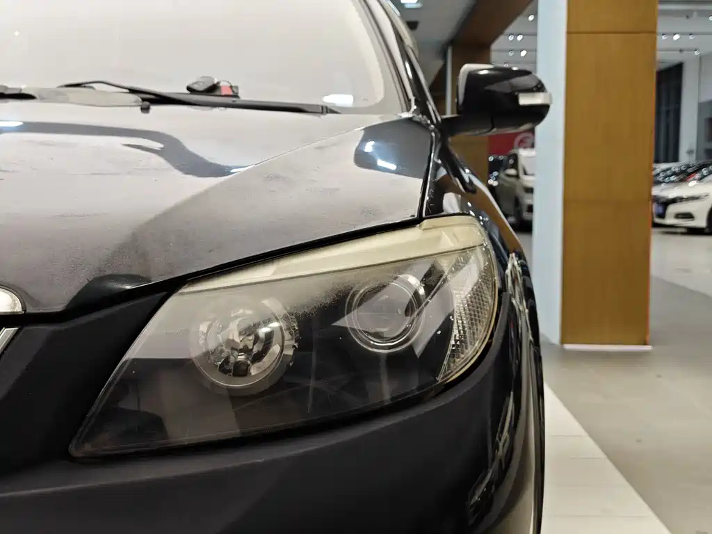 BYD S6 2013