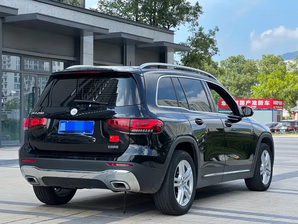 MERCEDES BENZ GLB 2022