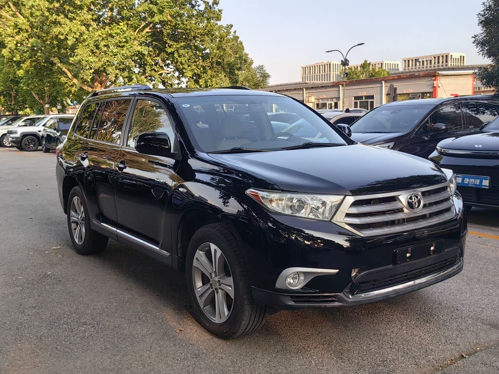 TOYOTA HIGHLANDER 2012