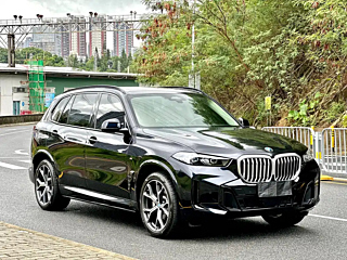 BMW X5  2025 YEAR XDRIVE 30LI EXCLUSIVE M SPORTS YAO NIGHT PACKAGE 2025