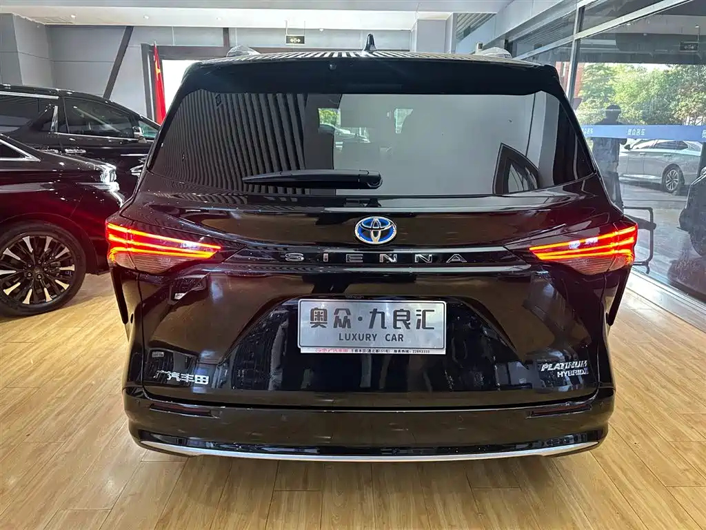 TOYOTA SIENNA SIENNA 2023