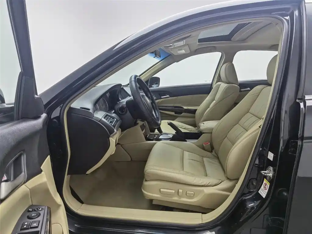 HONDA ACCORD 2010