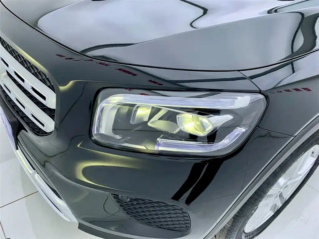 MERCEDES BENZ GLB 2022