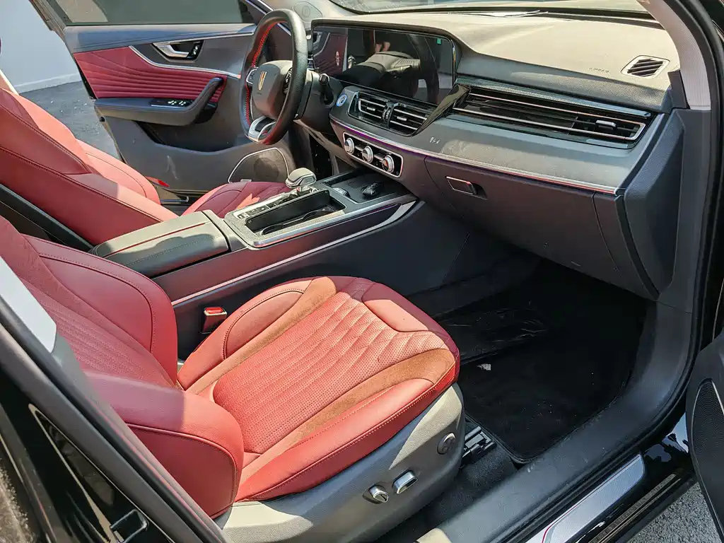 HONGQI HS5 2024