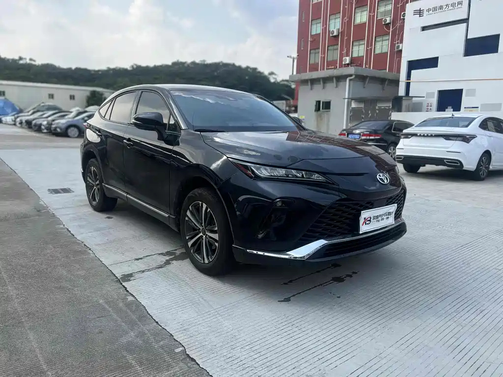 TOYOTA VENZA 2023