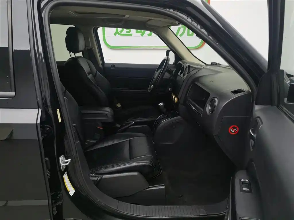 JEEP FREEDOM 客 2014