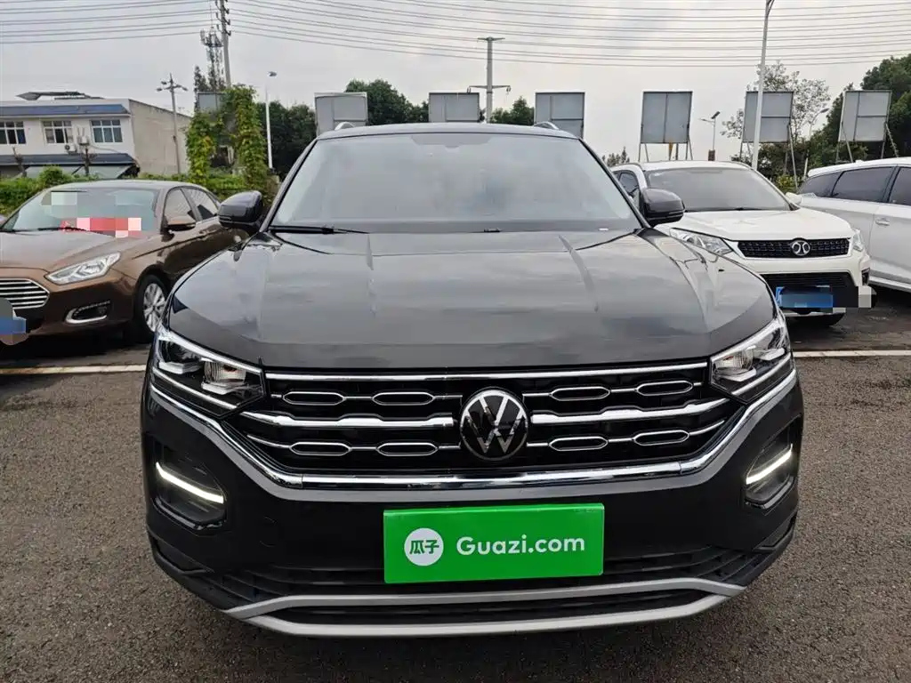 VOLKSWAGEN TAYRON 2022