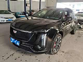 Заказать CADILLAC XT5