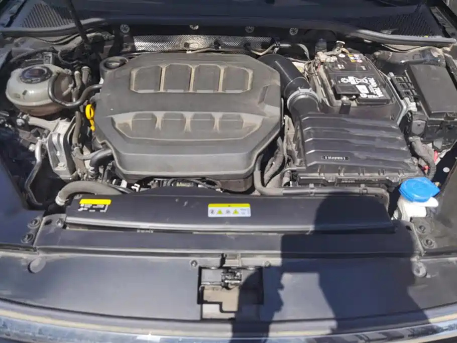 VOLKSWAGEN MAGOTAN 2023